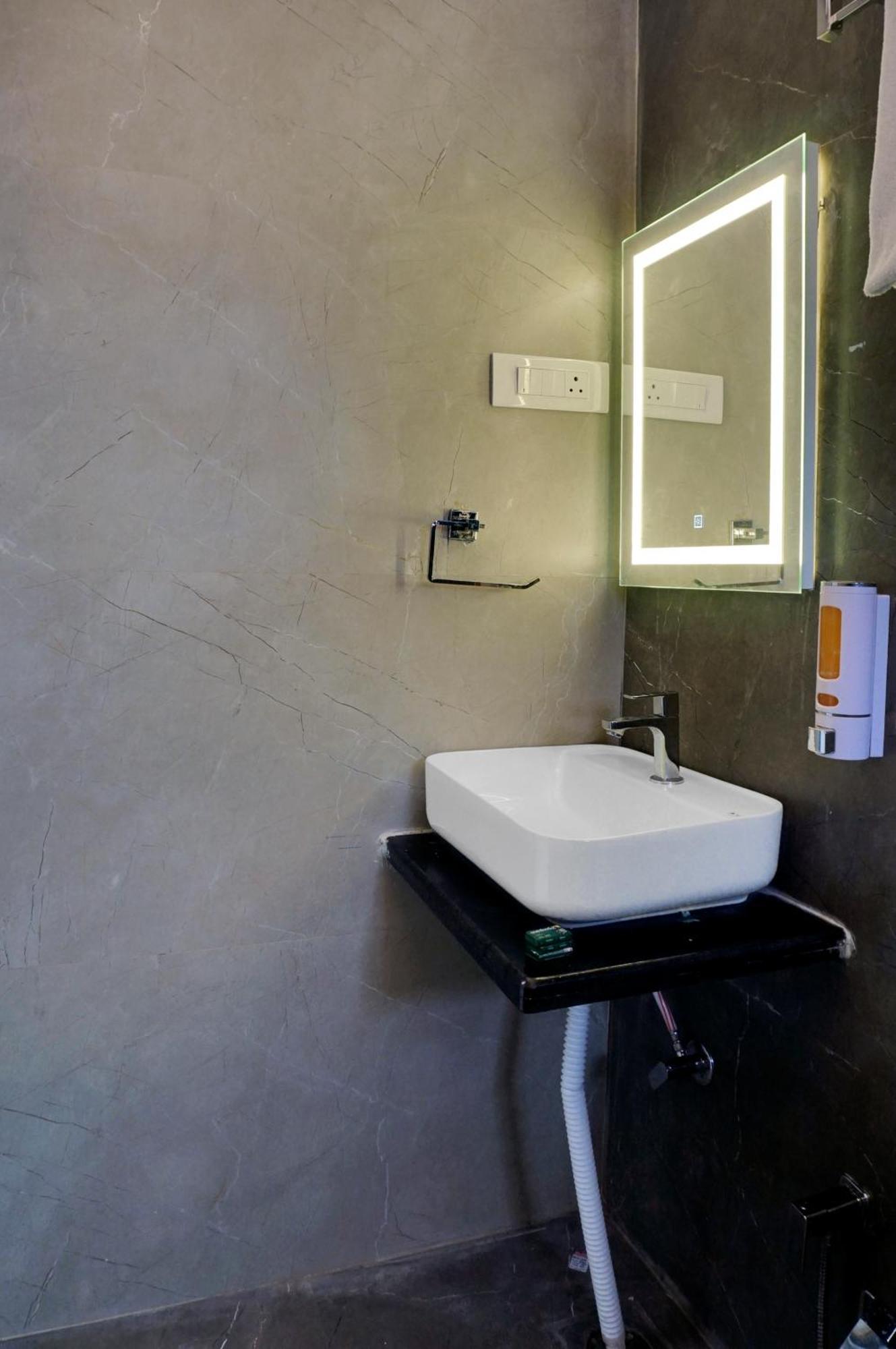 Hotel Sayba Executive 浦那 外观 照片